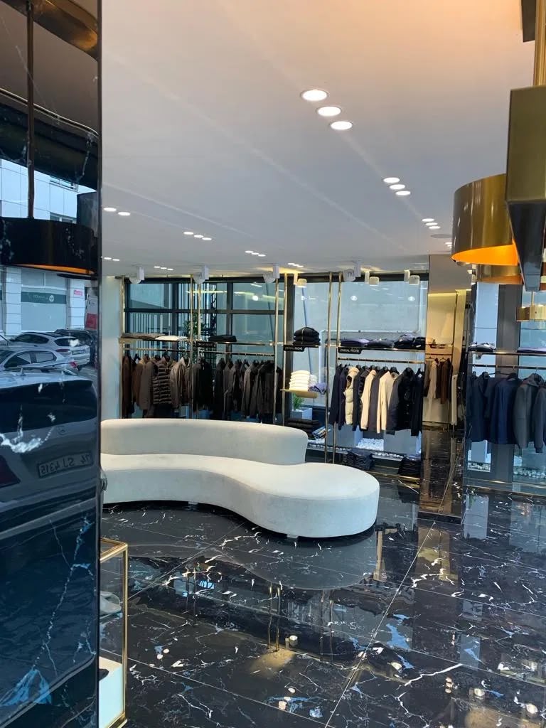 Ataşehir showroom interior